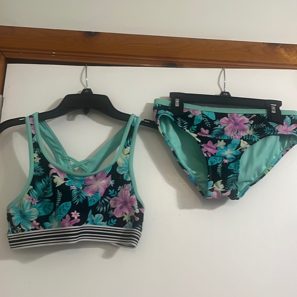 ZeroXPosur Girls 2 piece Bikini swimsuit Size 14 multicolored